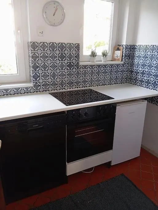 Wohnung Im Gruenen In Messenaehe Meerbusch