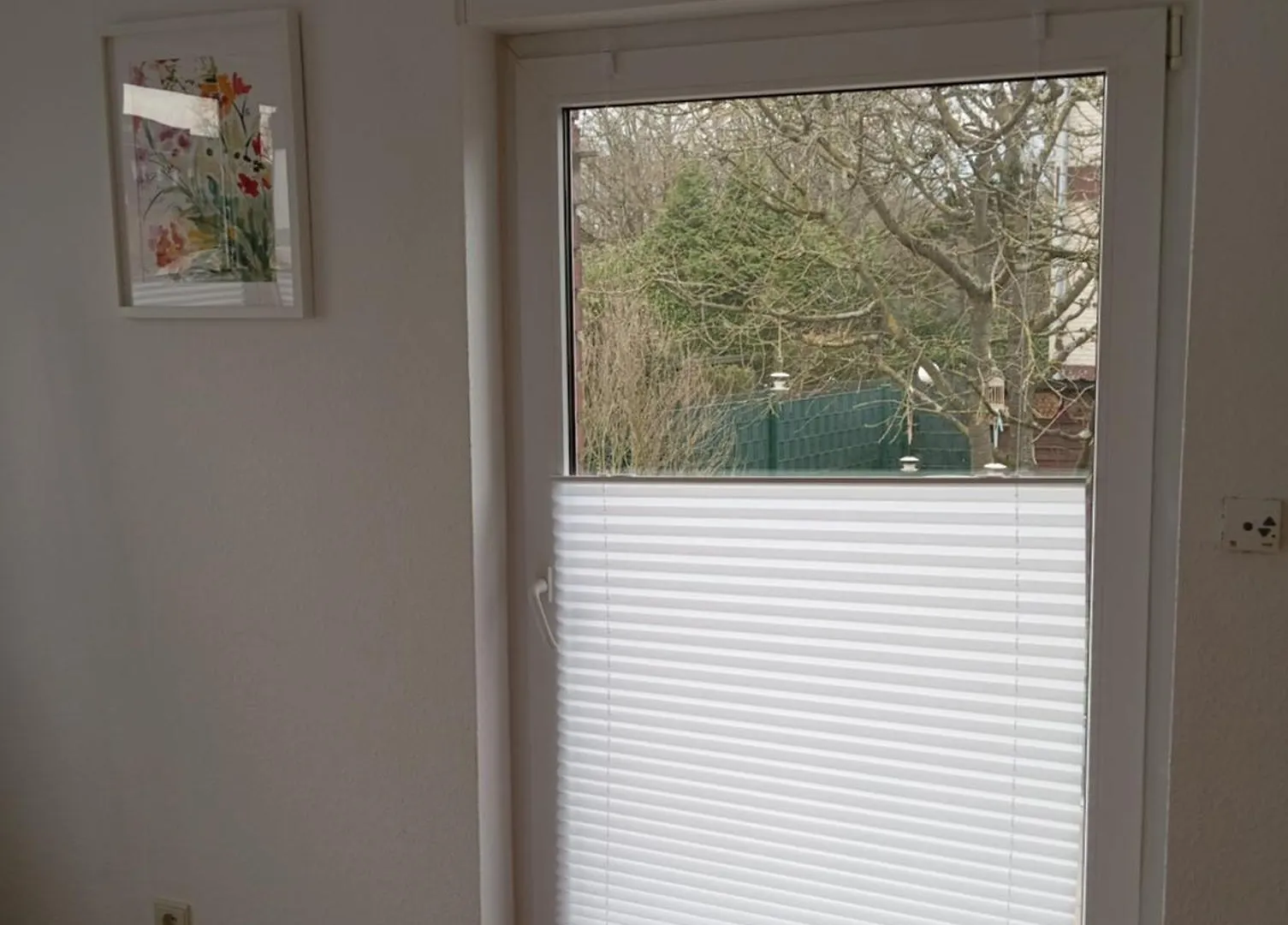 Apartment Wohnung Im Gruenen In Messenaehe Meerbusch